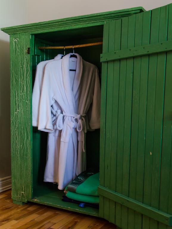 Bed and Breakfast Le Coureur Des Bois Квебек Экстерьер фото